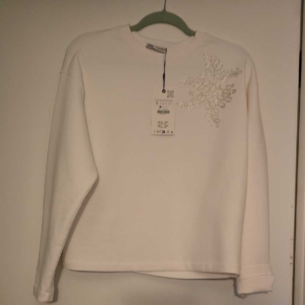 Zara Cream Sweatshirt with Embroidered Detail